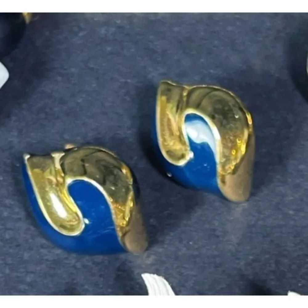 Vintage 80s DecoāRevival Enamel Blue Gold Swirl Post Stud Earrings 0.8in